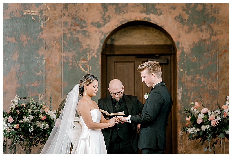 everleigh-photography-best-cincinnati-wedding-photographer-monastery-event-center-myhgail-and-john-41
